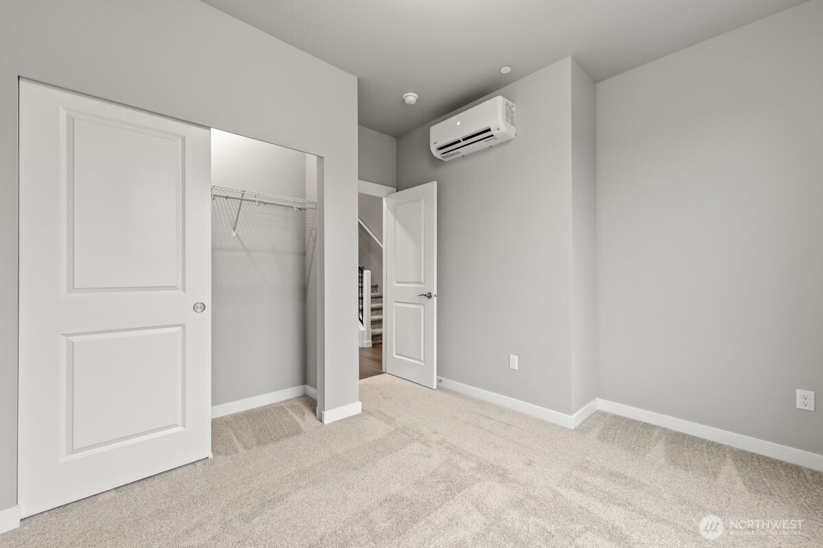 16823 Alder Way #J3, Lynnwood, WA 98037