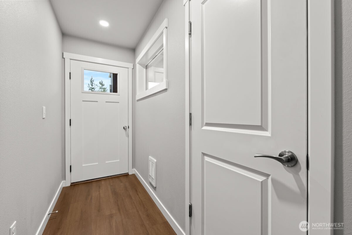 16823 Alder Way #J3, Lynnwood, WA 98037