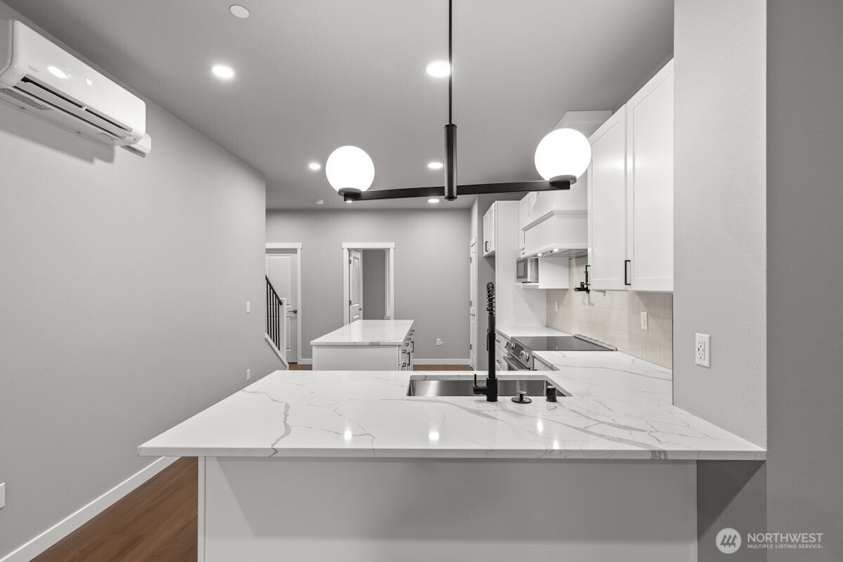 16823 Alder Way #J3, Lynnwood, WA 98037