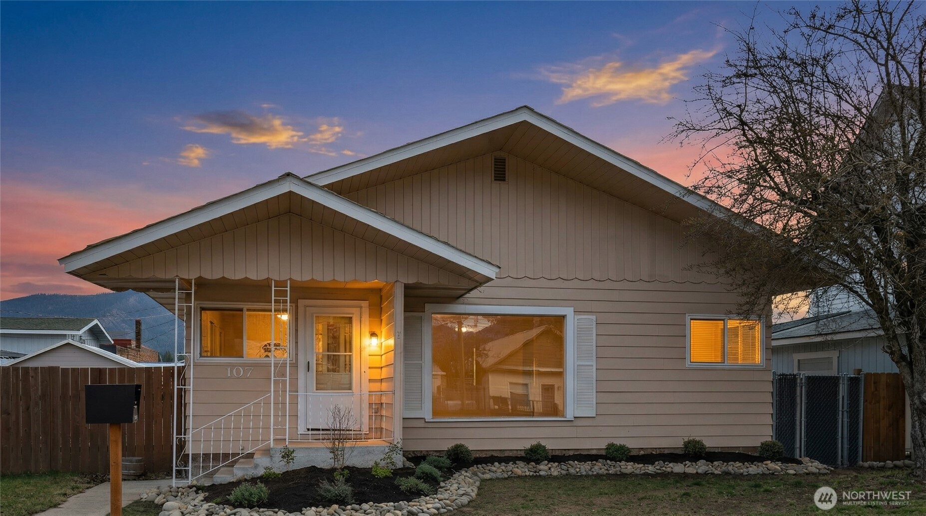 107 W 2nd Street , Cle Elum, WA 98922