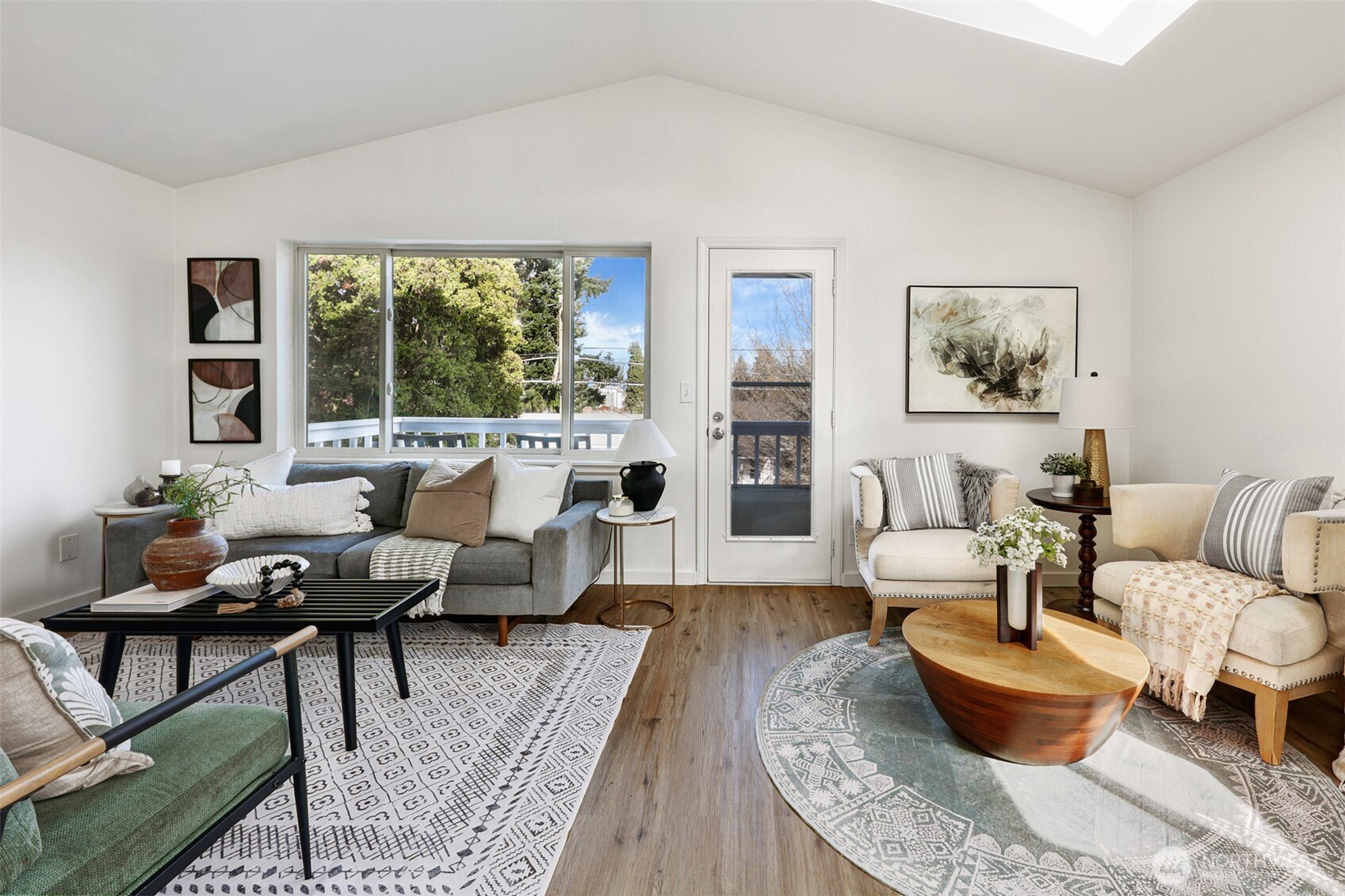 7737 12th Avenue SW, Seattle, WA 98106