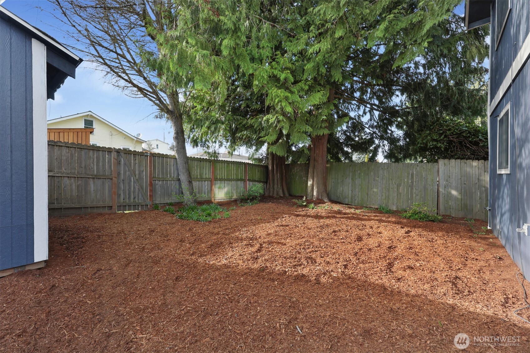 7737 12th Avenue SW, Seattle, WA 98106