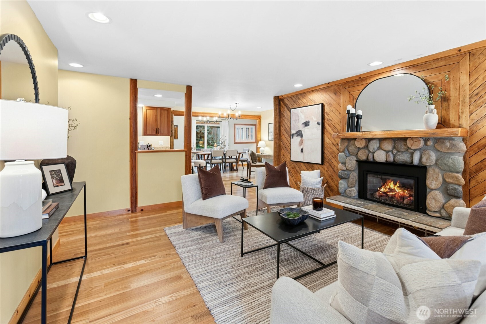 17611 197th Avenue NE, Woodinville, WA 98077