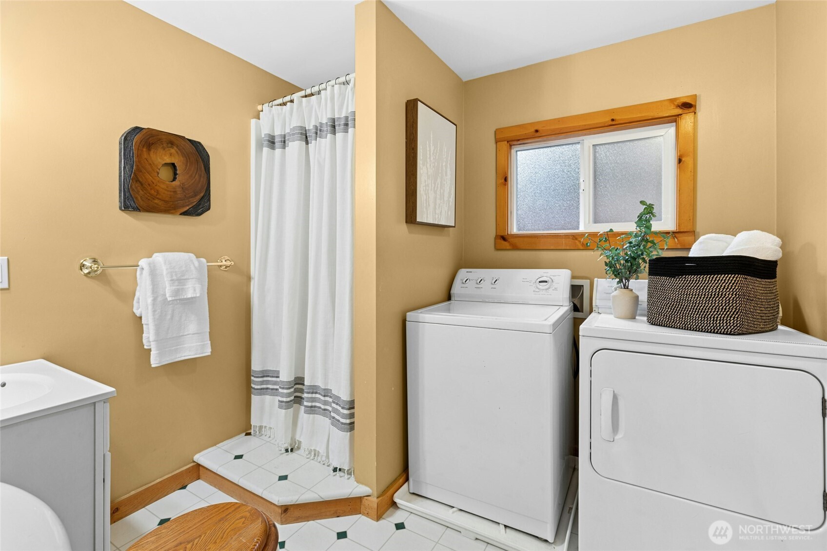 17611 197th Avenue NE, Woodinville, WA 98077