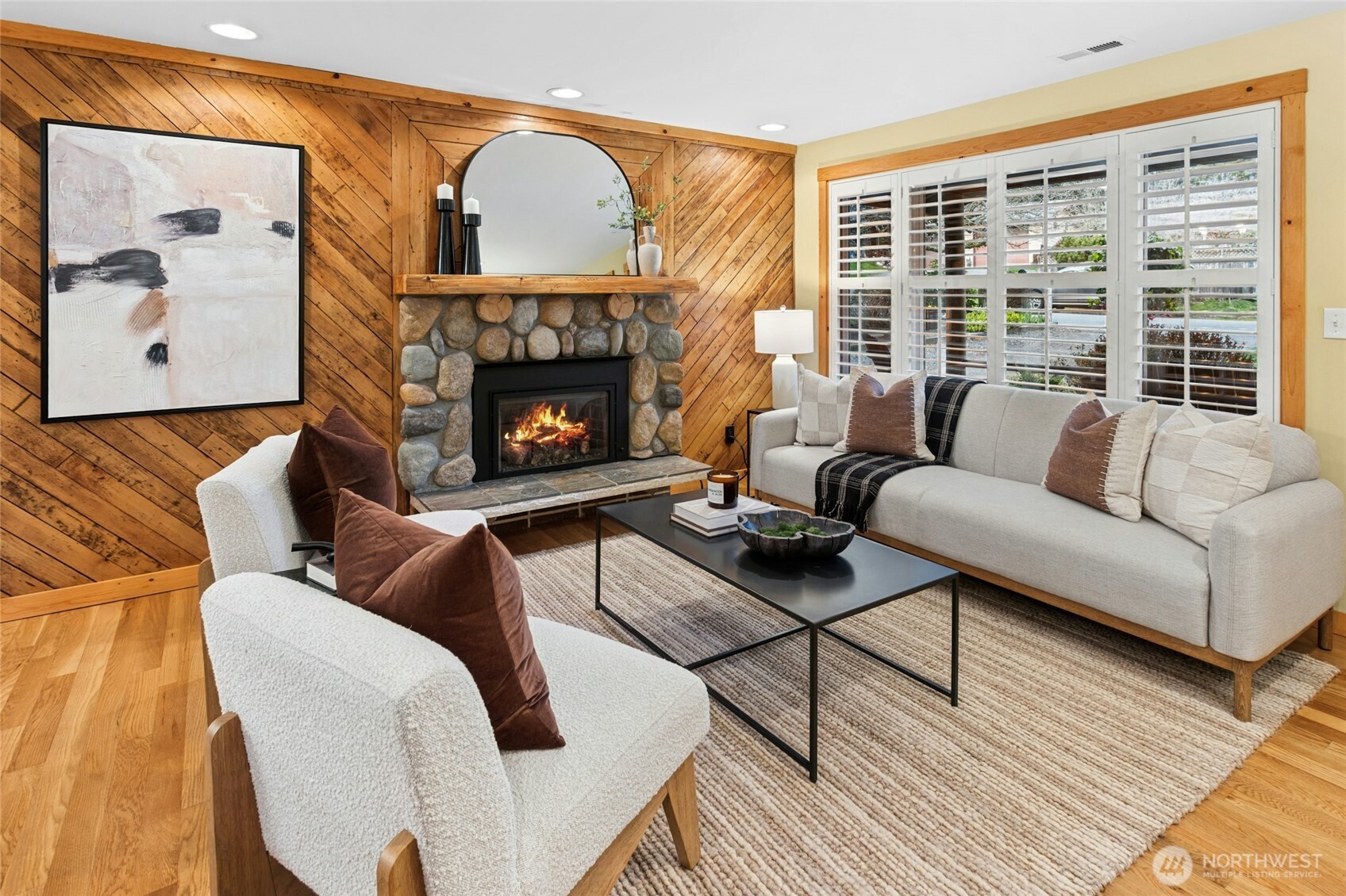 17611 197th Avenue NE, Woodinville, WA 98077