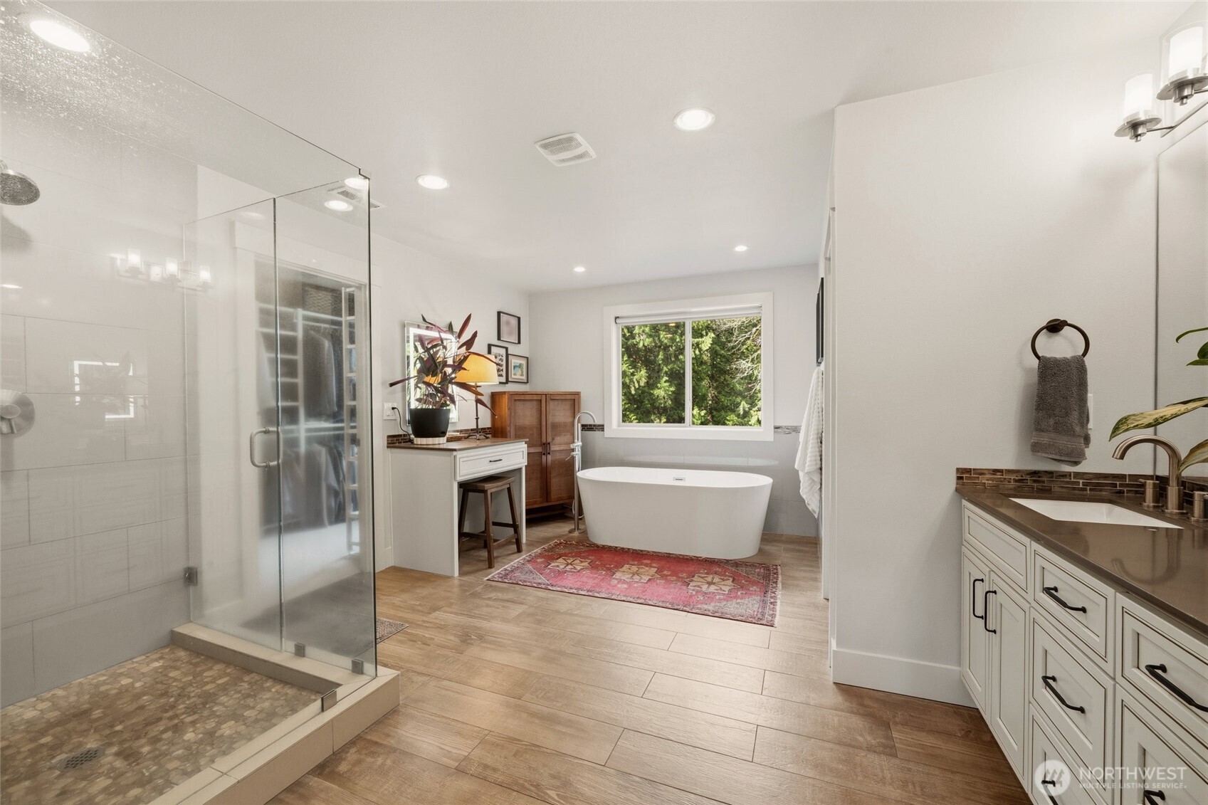 21215 E Lost Lake Road , Snohomish, WA 98296