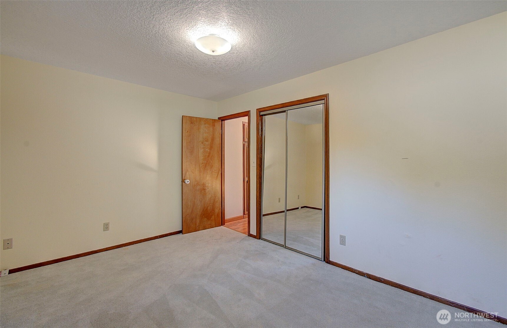 100 Inglewood Drive , Longview, WA 98632