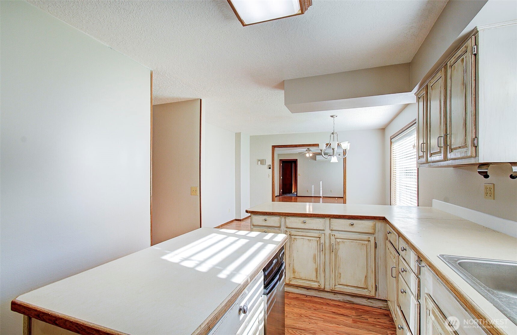 100 Inglewood Drive , Longview, WA 98632