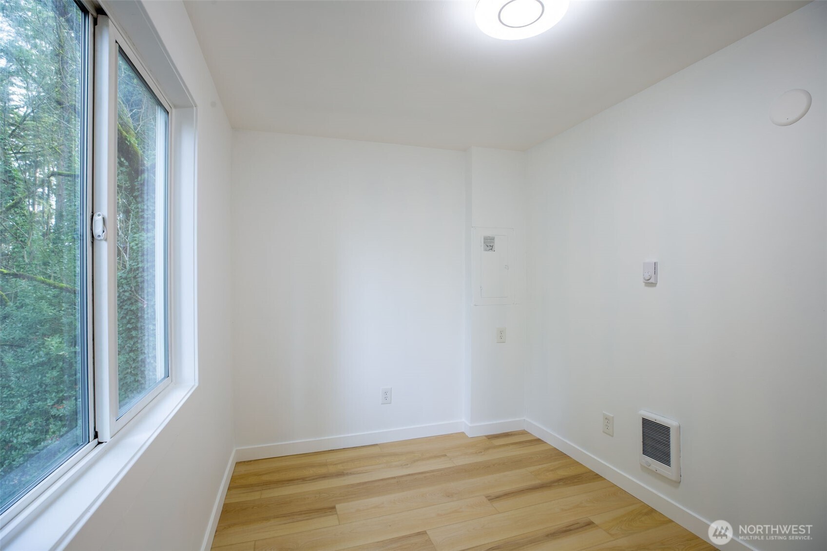100 228th St SE #19-B, Bothell, WA 98021