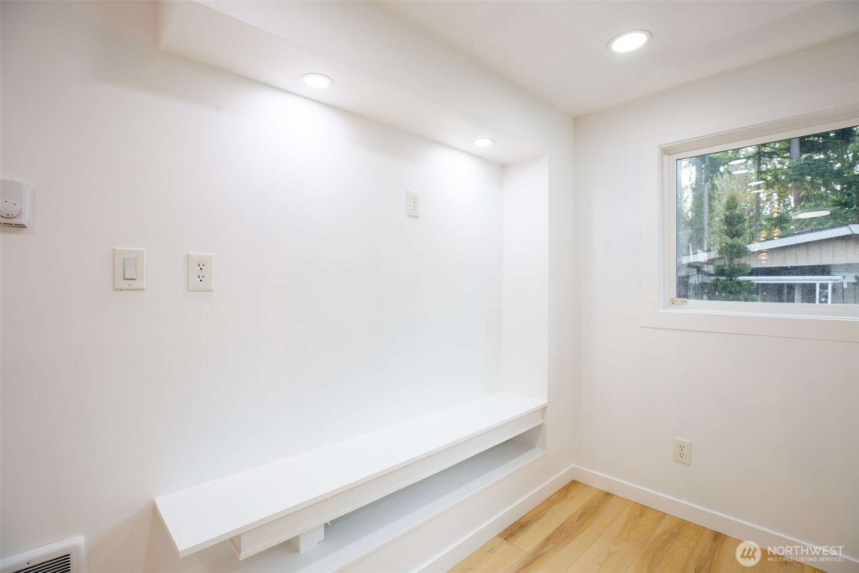 100 228th St SE #19-B, Bothell, WA 98021