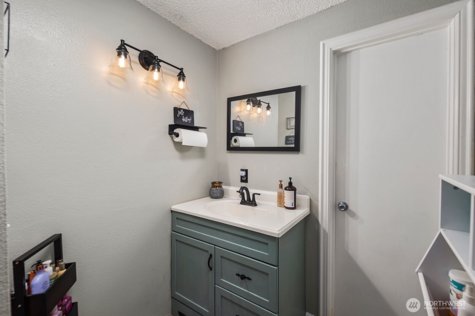 31845 18th Avenue SW #34D, Federal Way, WA 98023