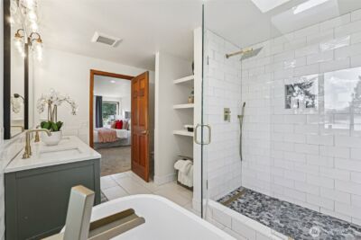 411 W Lake Sammamish Parkway NE, Bellevue, WA 98008 - Photo 21