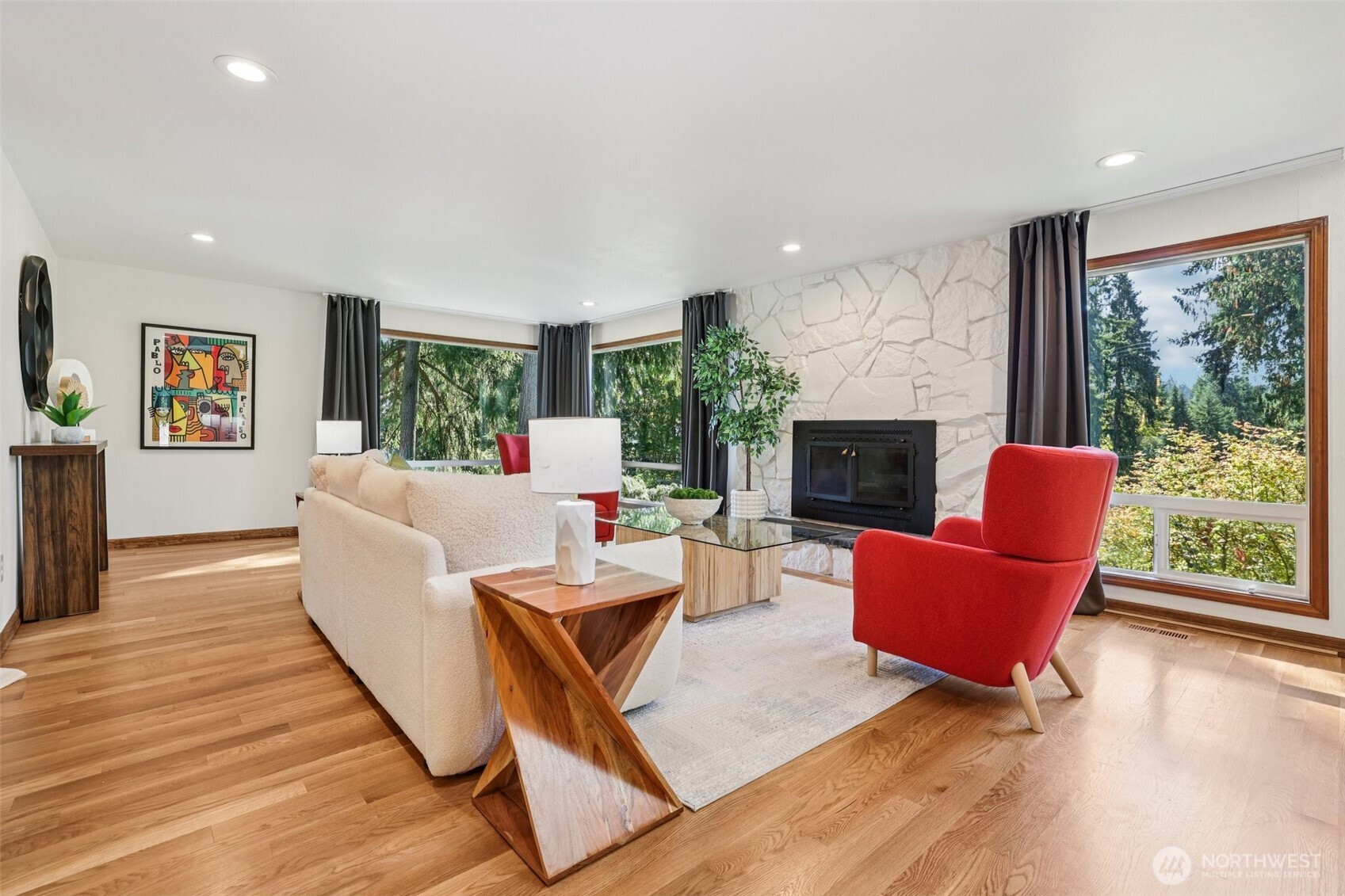 411 W Lake Sammamish Parkway NE, Bellevue, WA 98008