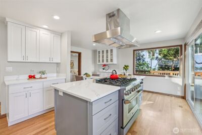 411 W Lake Sammamish Parkway NE, Bellevue, WA 98008 - Photo 9
