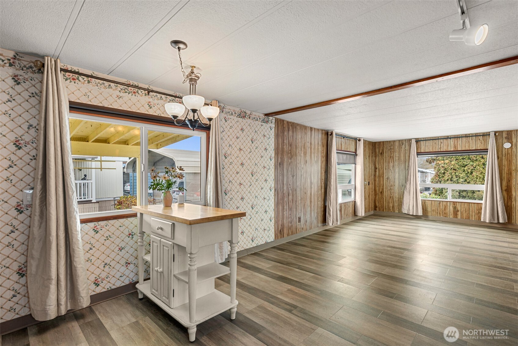 455 9th Street NE #52, East Wenatchee, WA 98802