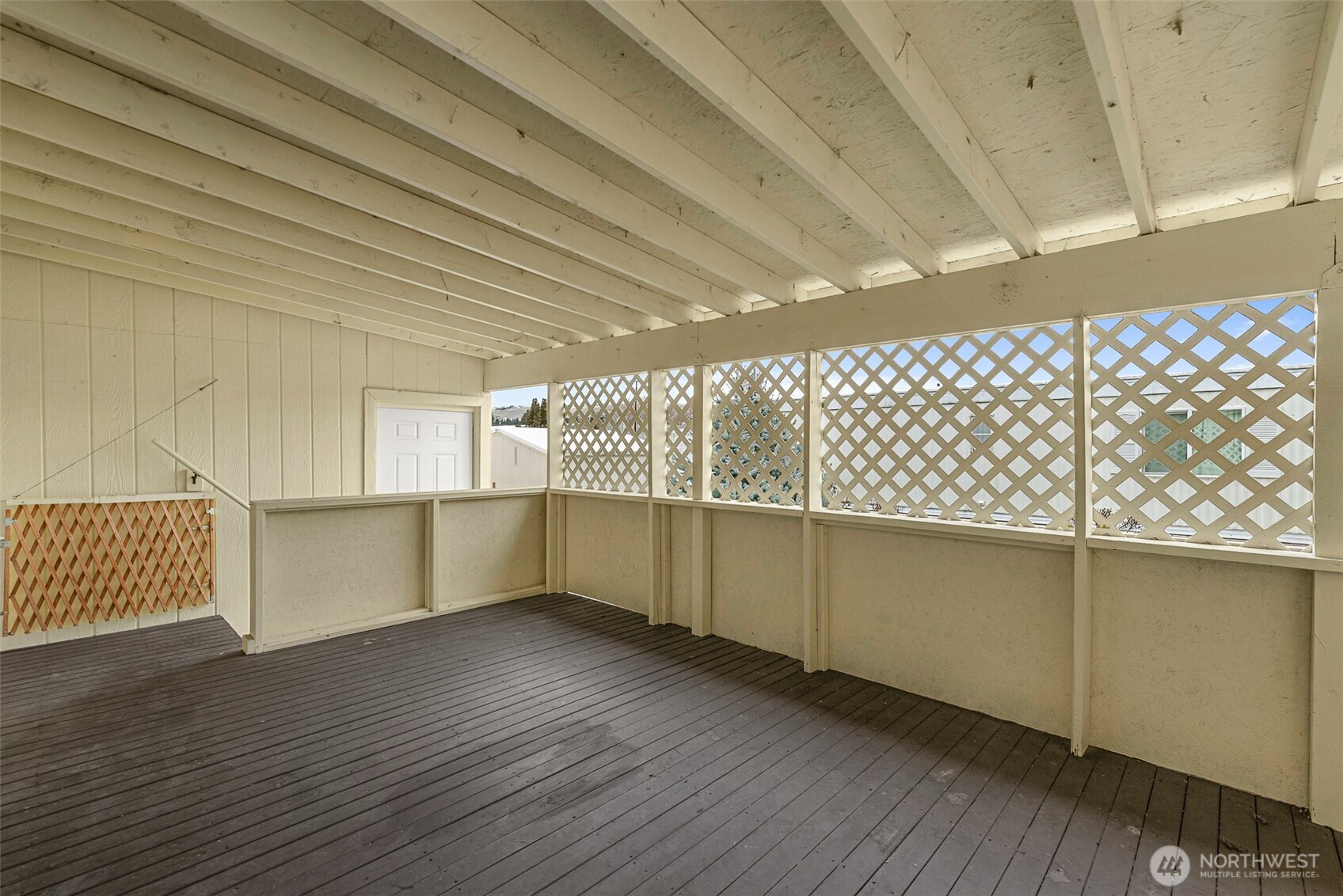 455 9th Street NE #52, East Wenatchee, WA 98802