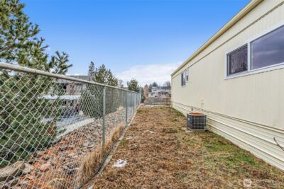 455 9th Street NE #52, East Wenatchee, WA 98802 - Photo 25