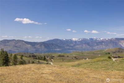 139 Mountain Ridge Lane , Chelan, WA 98816 - Photo 3