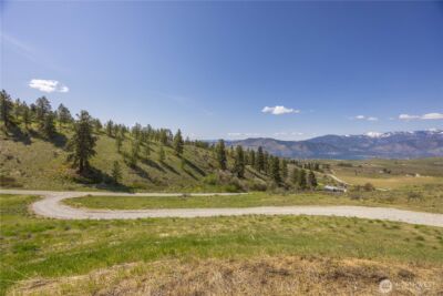 139 Mountain Ridge Lane , Chelan, WA 98816 - Photo 5