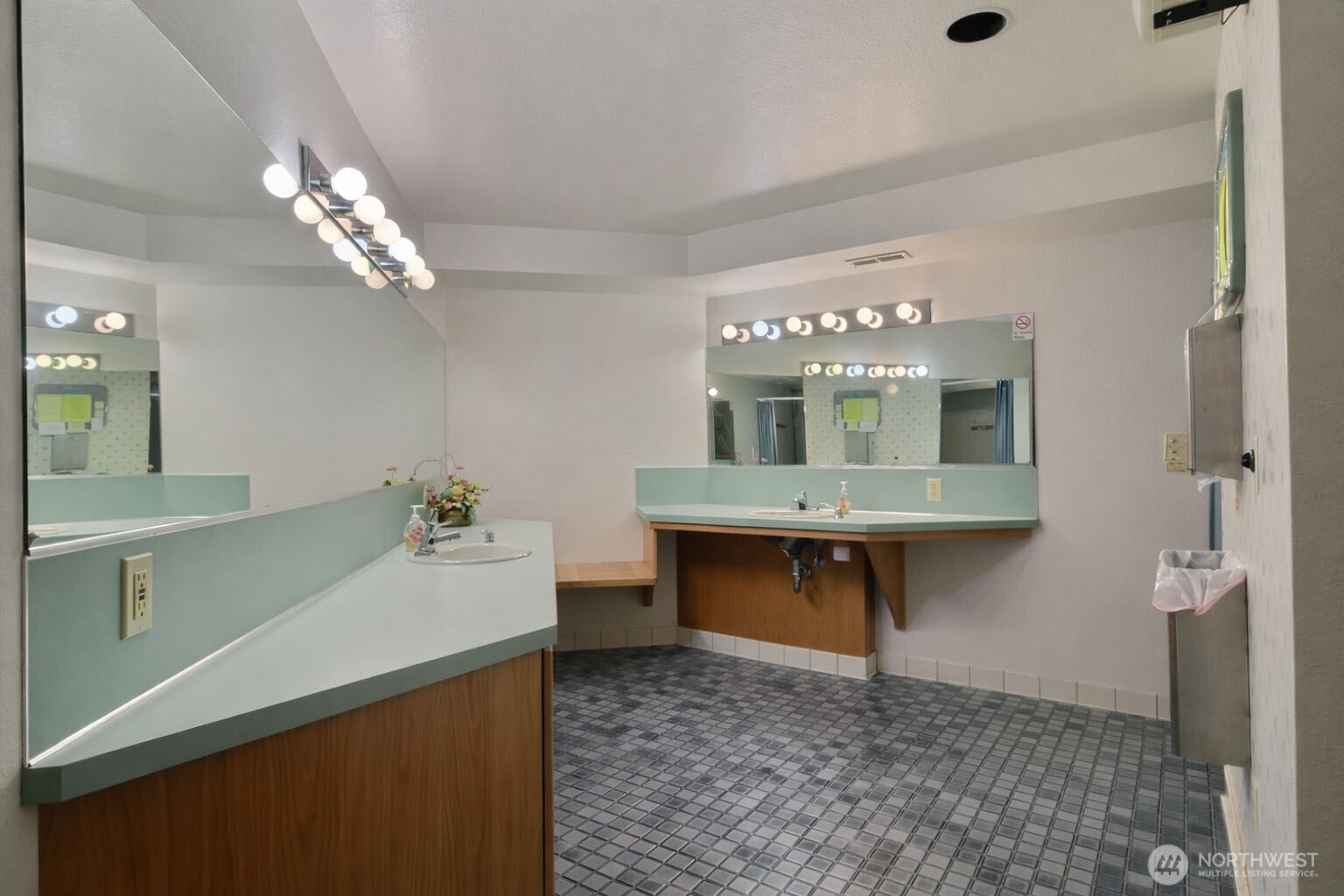 3901 Harborview Drive #C-5, Gig Harbor, WA 98332