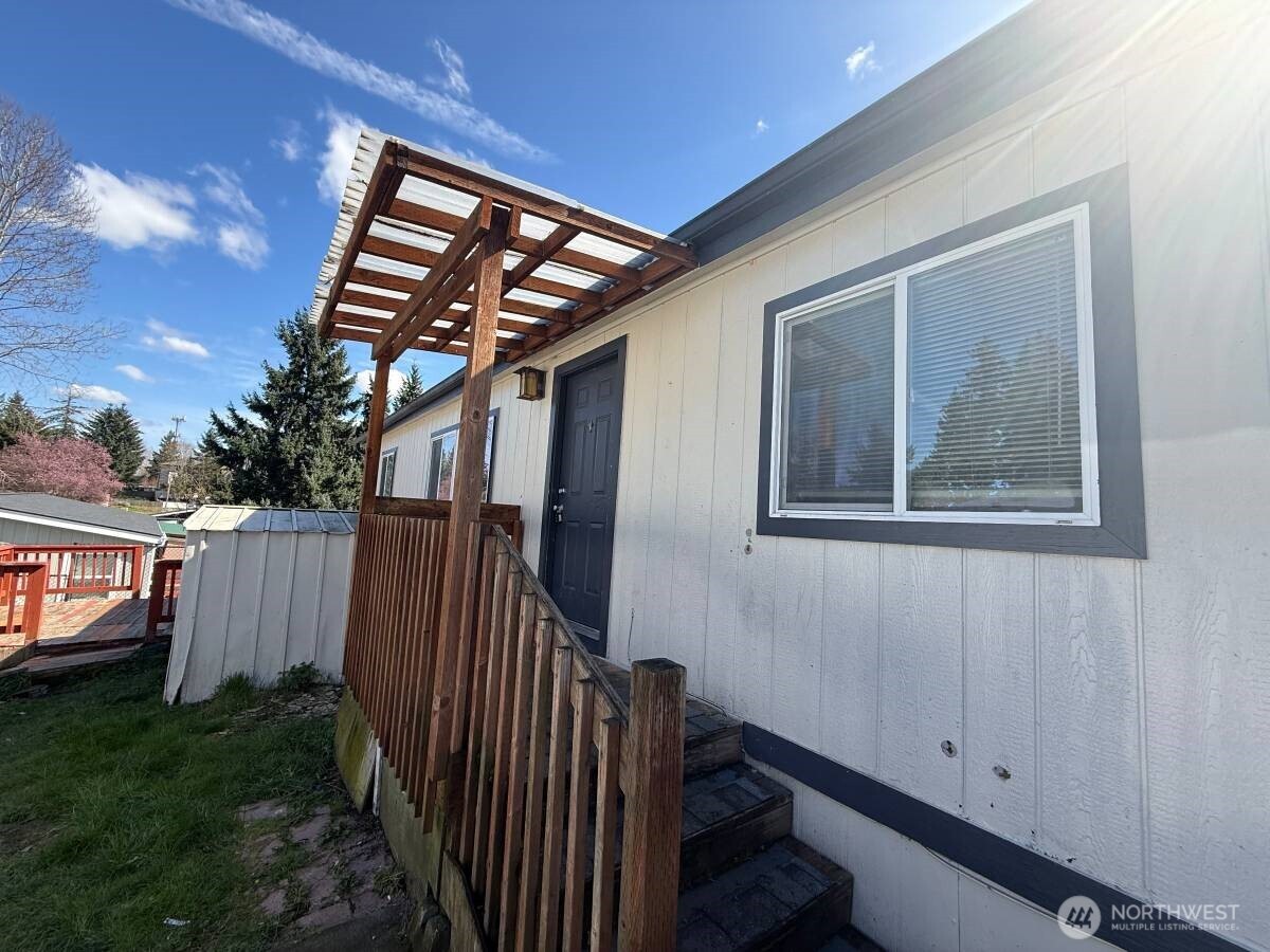 10203 217th Avenue Ct E, Bonney Lake, WA 98391