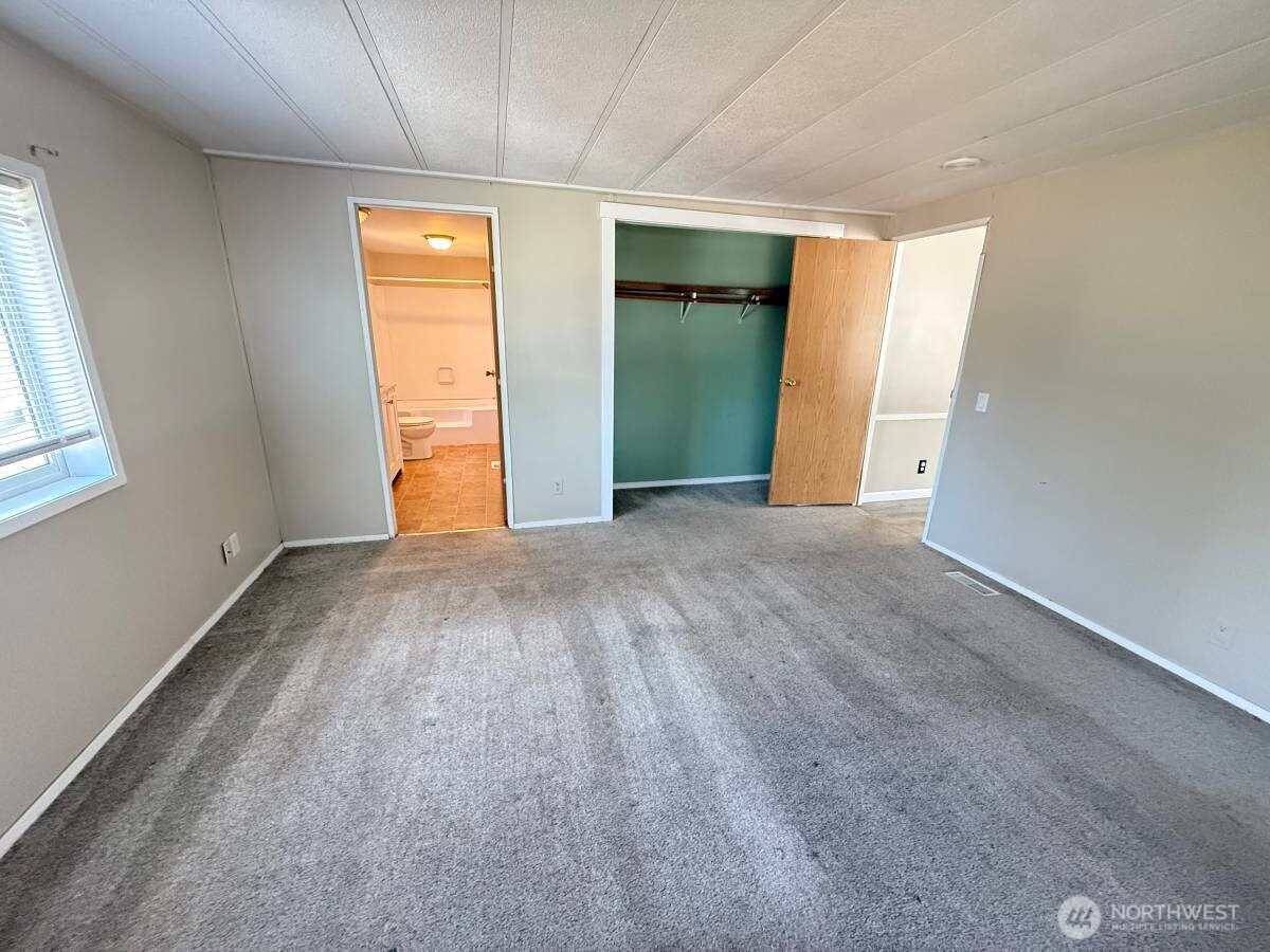 10203 217th Avenue Ct E, Bonney Lake, WA 98391