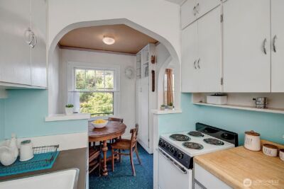 1605 E Olive Street #303, Seattle, WA 98122 - Photo 15