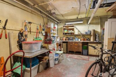 1605 E Olive Street #303, Seattle, WA 98122 - Photo 26