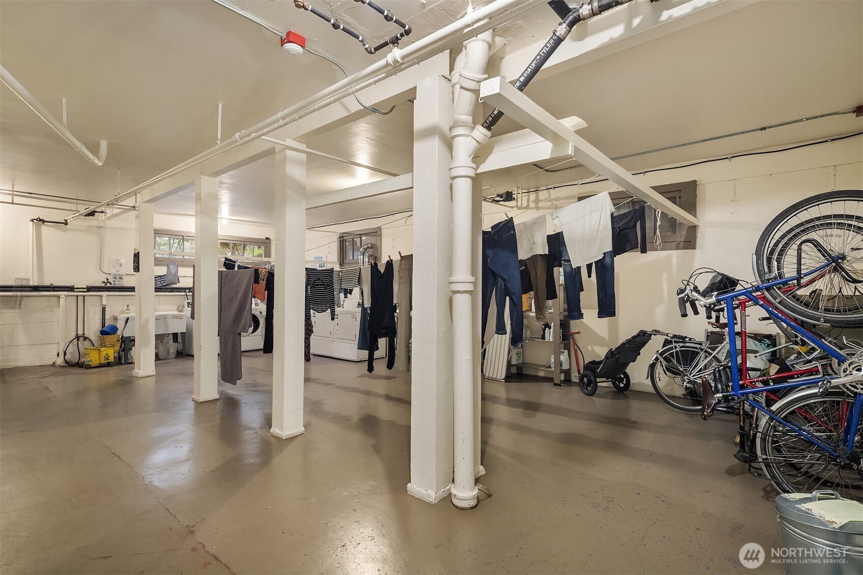 1605 E Olive Street #303, Seattle, WA 98122