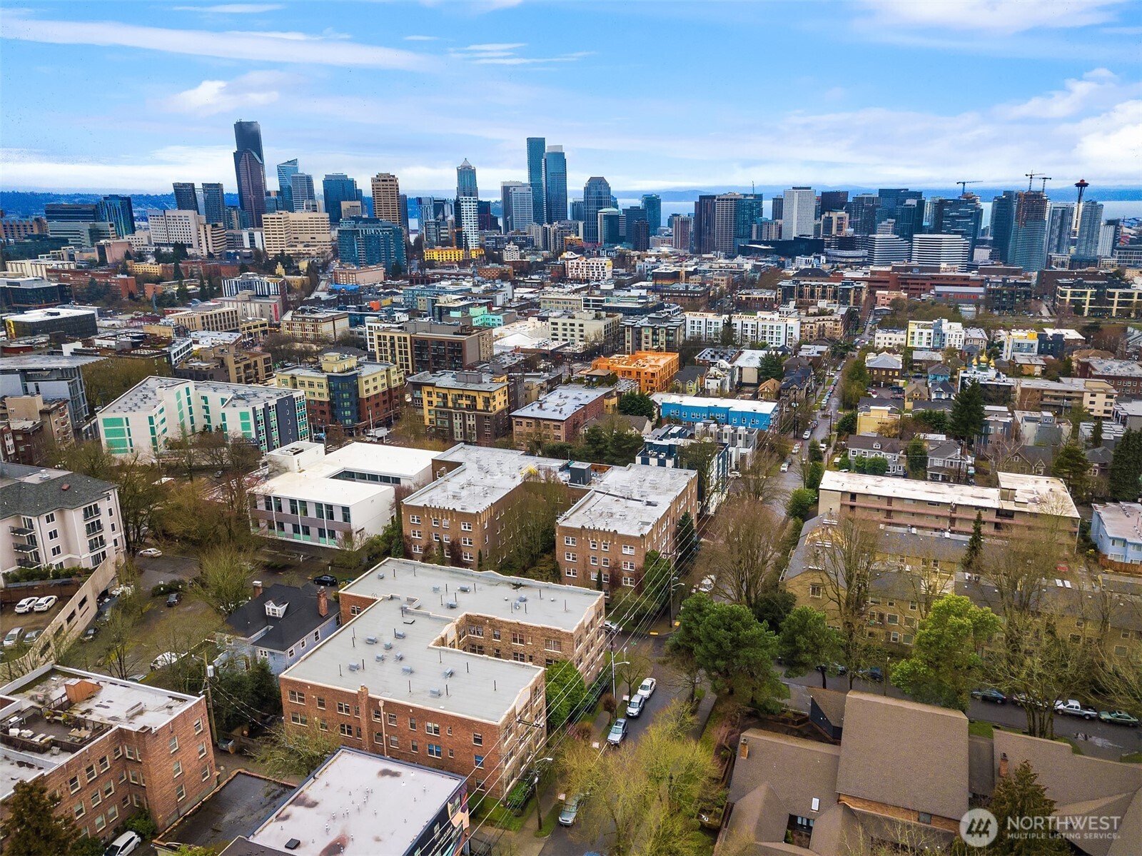 1605 E Olive Street #303, Seattle, WA 98122