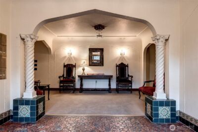 1605 E Olive Street #303, Seattle, WA 98122 - Photo 4