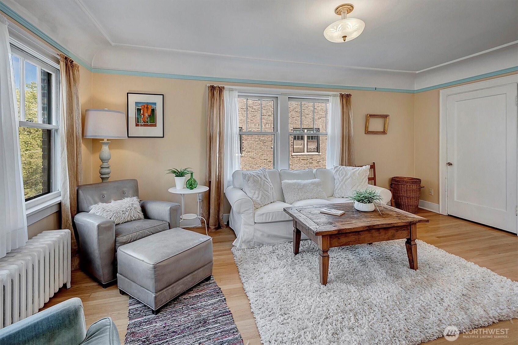 1605 E Olive Street #303, Seattle, WA 98122