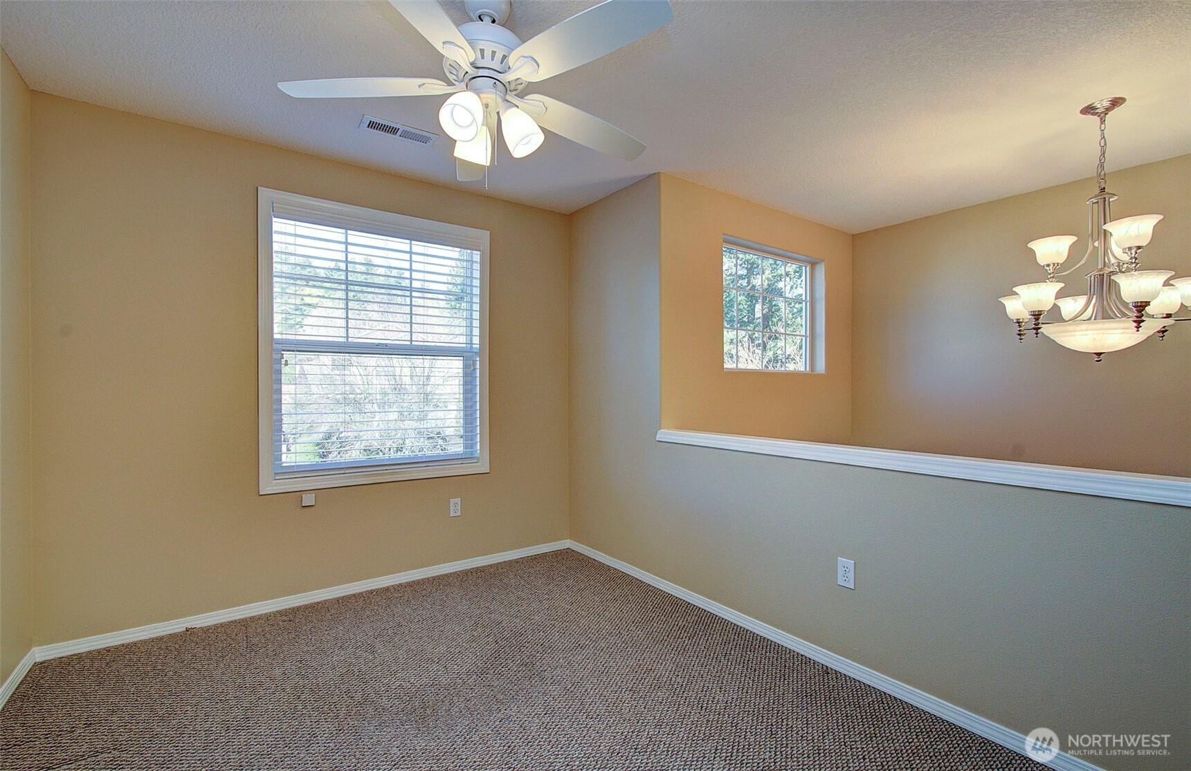 5732 L Street , Washougal, WA 98671