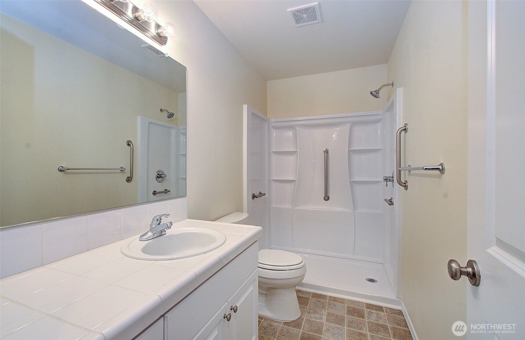 5732 L Street , Washougal, WA 98671