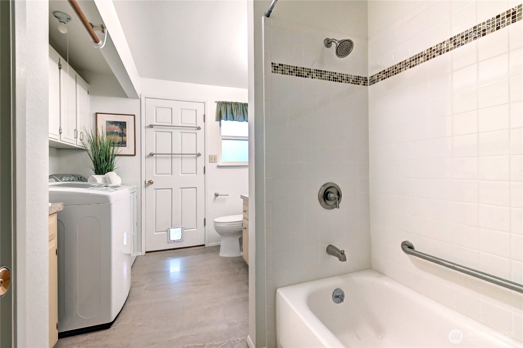 9425 NE 181st Lane , Bothell, WA 98011