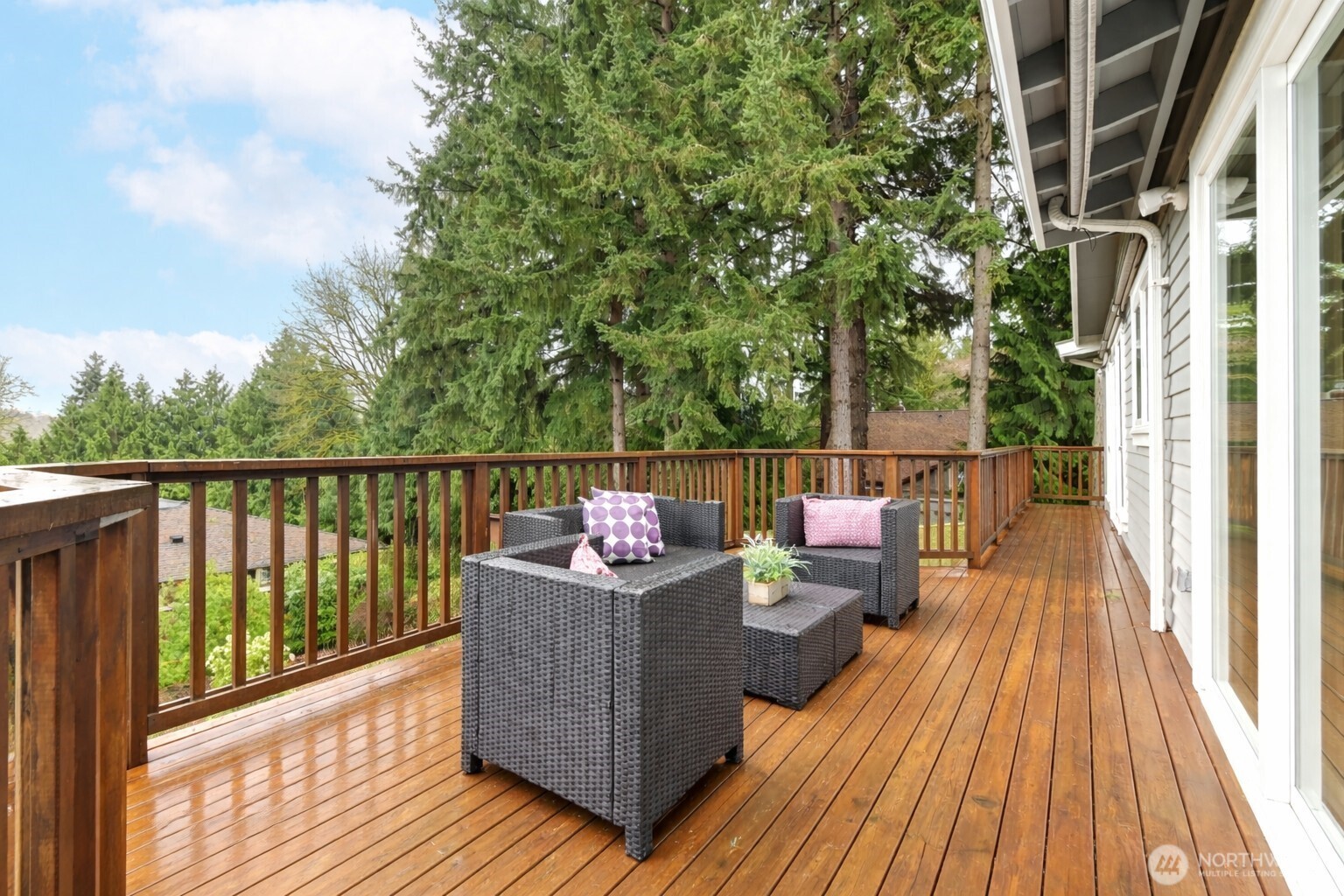 9425 NE 181st Lane , Bothell, WA 98011