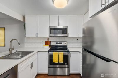 12505 NE 116th Street #A-12, Kirkland, WA 98034 - Photo 14
