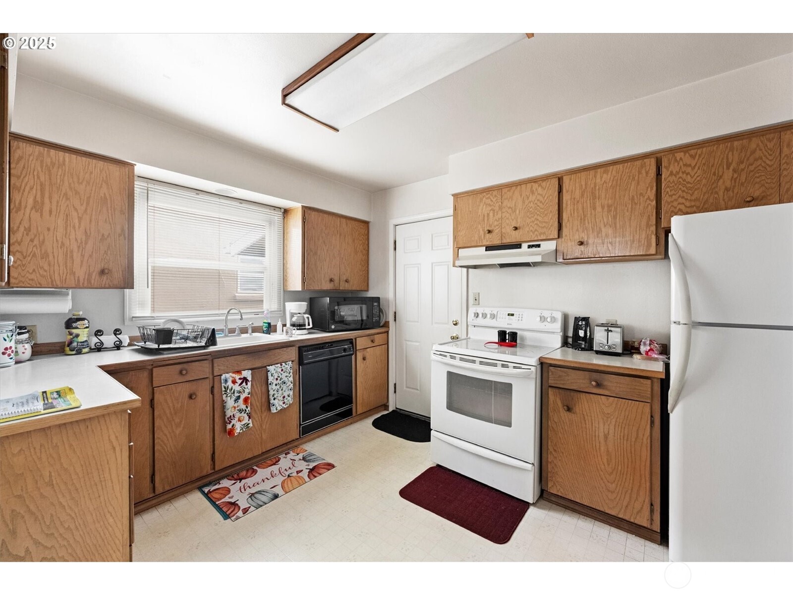 1202 21st Avenue , Longview, WA 98632