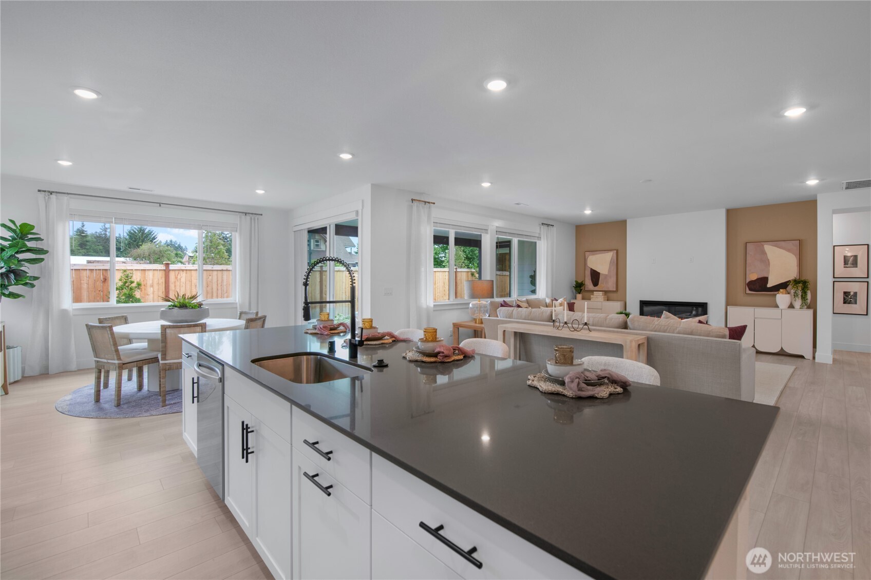 640 Sunbeam Place , Sequim, WA 98382