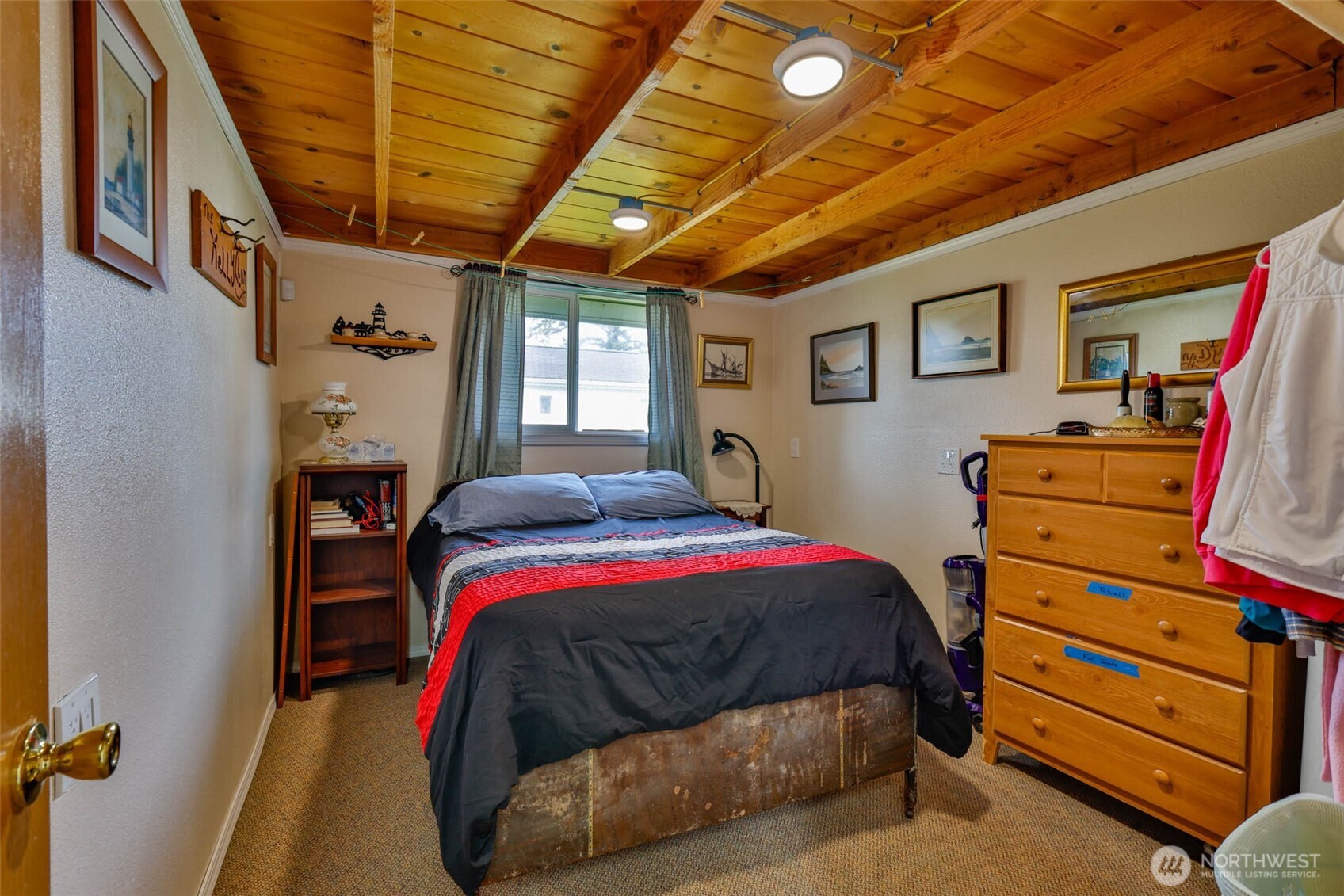 1660 1st Avenue , Grayland, WA 98547