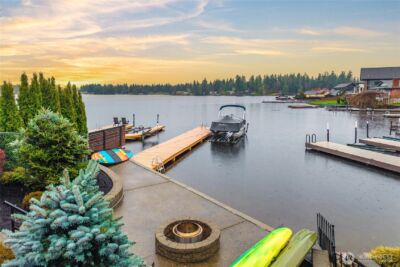 22963 SE 292nd Place , Black Diamond, WA 98010