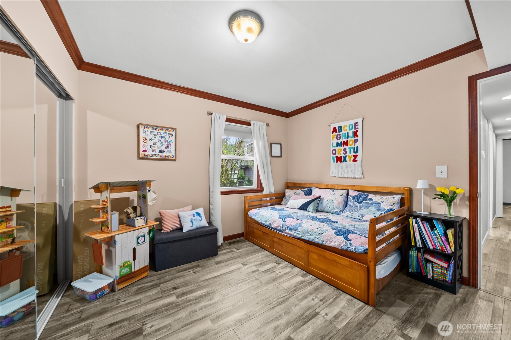 22963 SE 292nd Place , Black Diamond, WA 98010