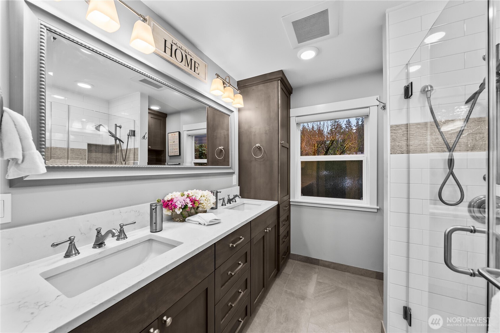 22963 SE 292nd Place , Black Diamond, WA 98010