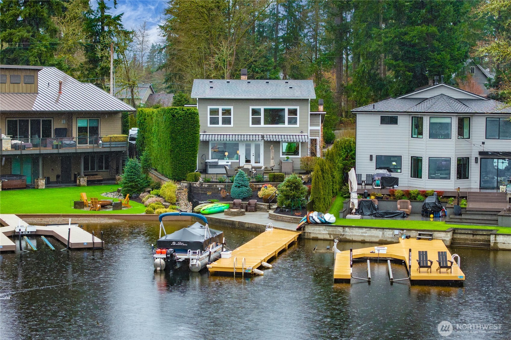 22963 SE 292nd Place , Black Diamond, WA 98010