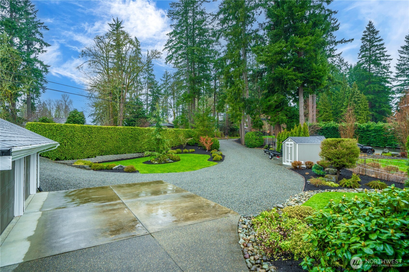 22963 SE 292nd Place , Black Diamond, WA 98010