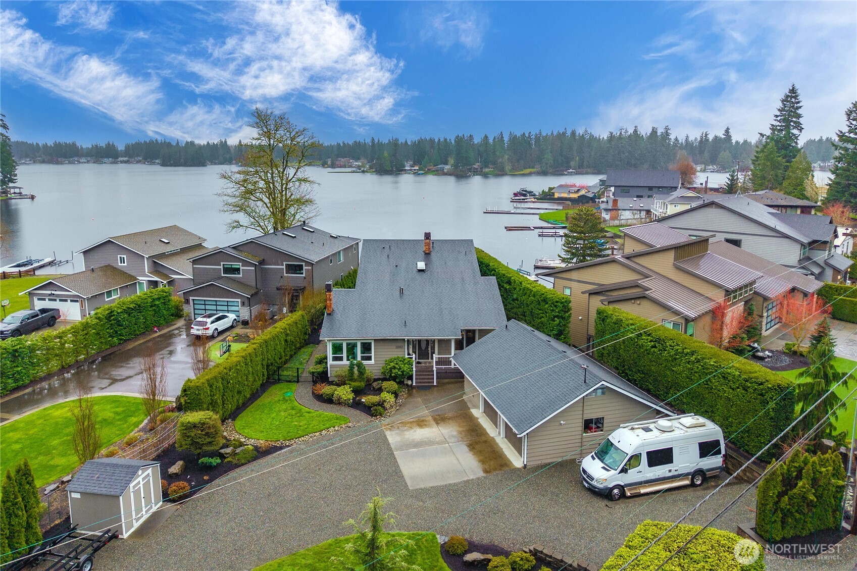 22963 SE 292nd Place , Black Diamond, WA 98010