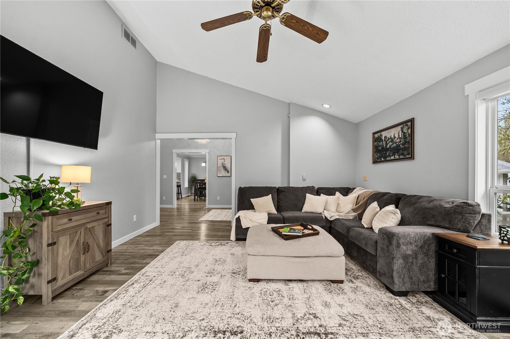 22963 SE 292nd Place , Black Diamond, WA 98010