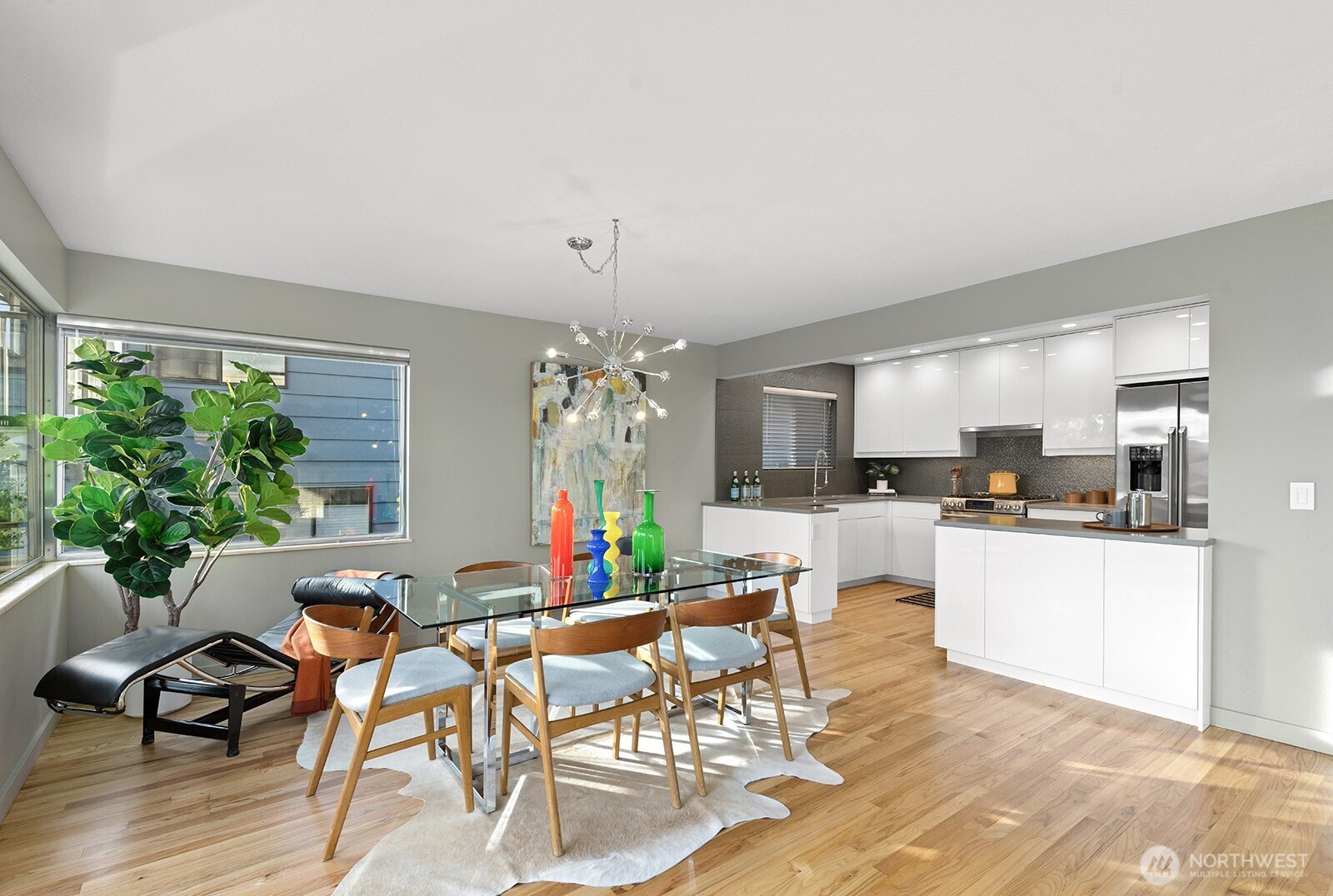 3439 24th Avenue W, Seattle, WA 98199