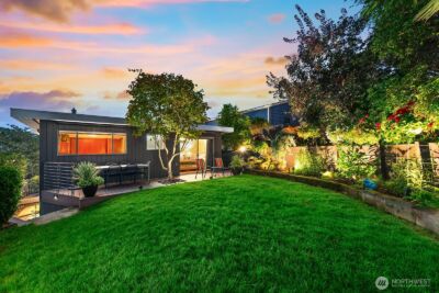 3439 24th Avenue W, Seattle, WA 98199 - Photo 30