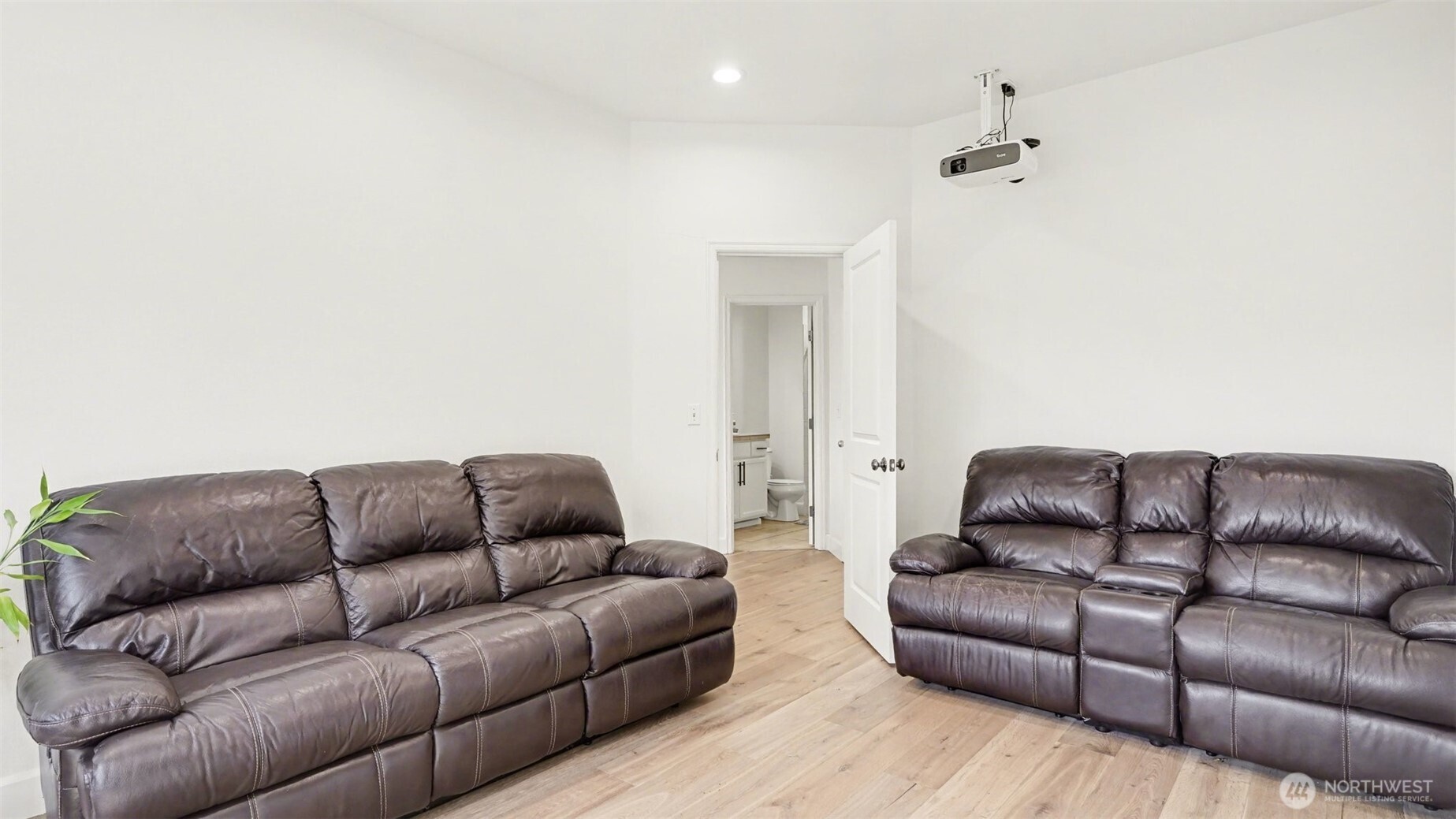 36113 SE Turnberry Street , Snoqualmie, WA 98012